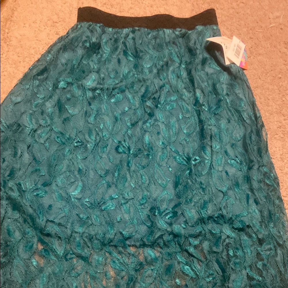 Elegant Teal Lace Skirt